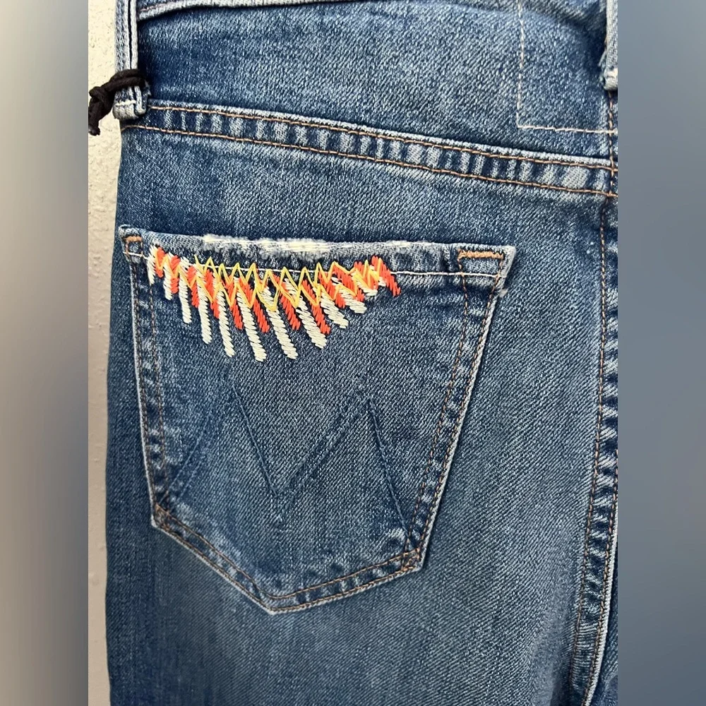 Mother The Rambler Sneak Embroidered Jeans in Running With Scissors Size 24 New - Picture 14 of 15